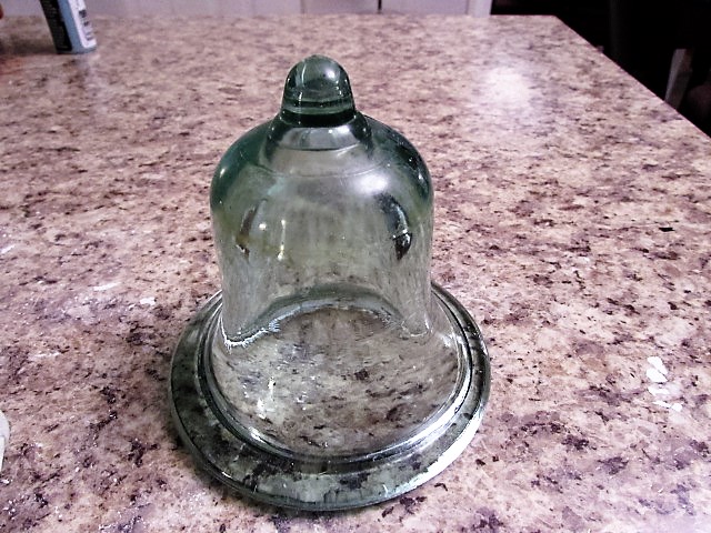 Next thing was to make the cover for the lid.  I had this little bell shaped glass piece so I just formed another rounded piece over it, then when it began to dry I placed it and formed over the lid.